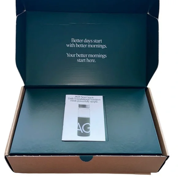 Athletic Greens AG1 Next Gen Pouch Welcome Kit - Picture 2 of 16